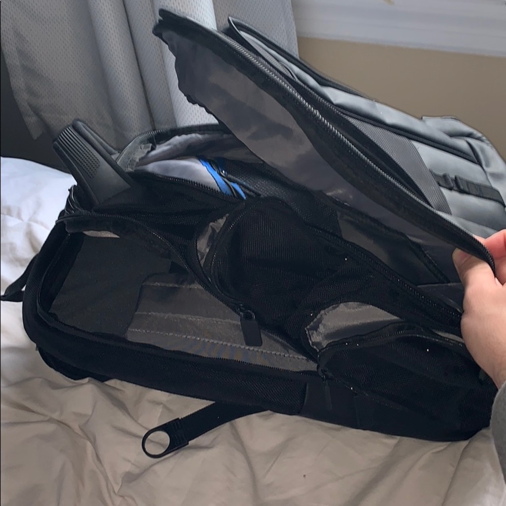 Samsonite Backpack - Picture 6 of 6